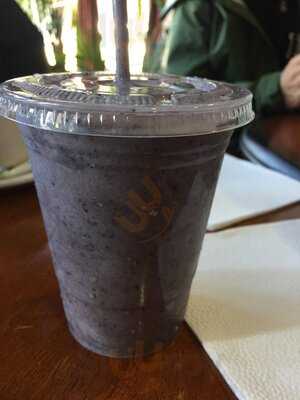 Subia's Cafe And Market