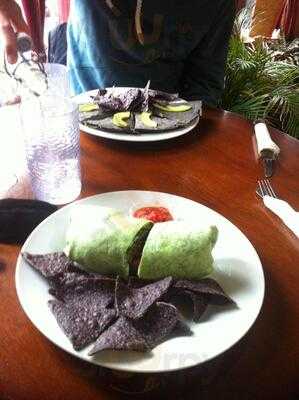 Subia's Cafe And Market