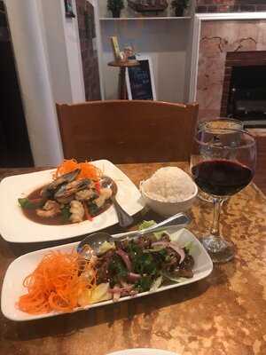 Sam Phao Thai Cuisine