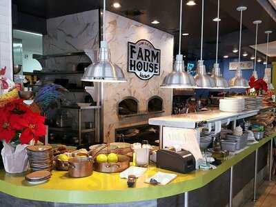 Gary Rack's Farmhouse Kitchen