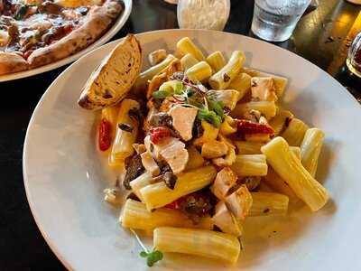 Bavaro's Pizza Napoletana And Pastaria