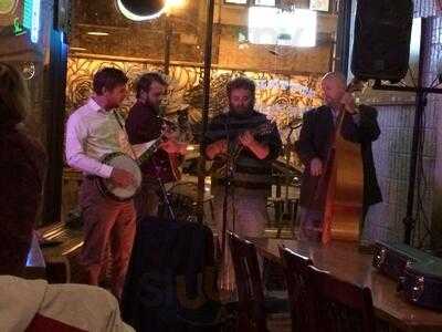 Suttree's High Gravity Tavern