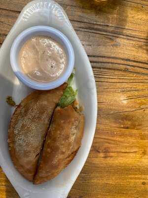 Luna Restaurant & Bar