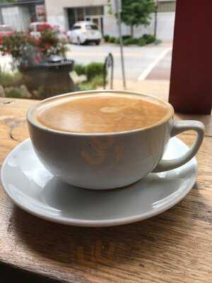 Big Momma's Coffee And Expresso