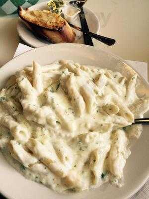 Regino's Italian Restaurant