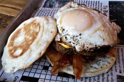 Crave Burgers + Frozen Yogurt