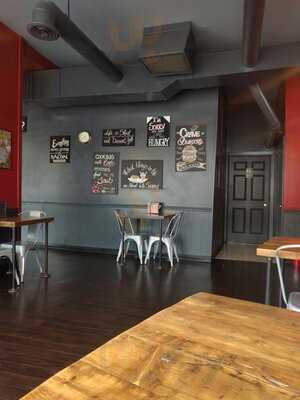 Crave Burgers + Frozen Yogurt