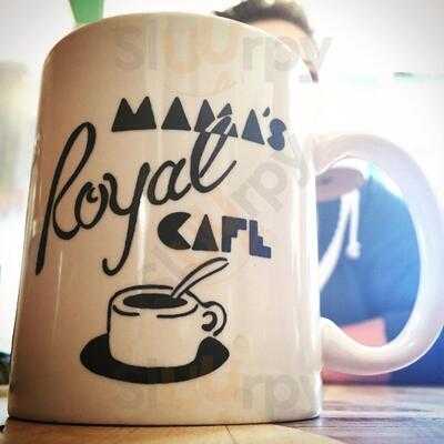 Mama's Royal Cafe