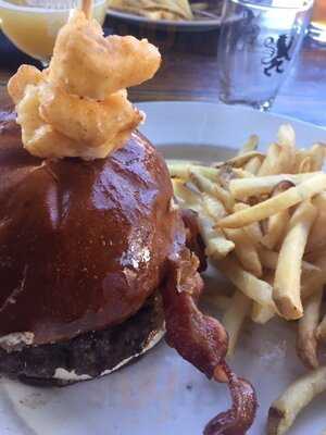 Cafe Hollander Hilldale