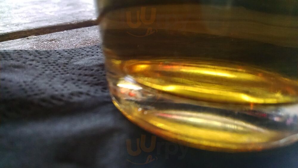 Black Market Bar & Grill