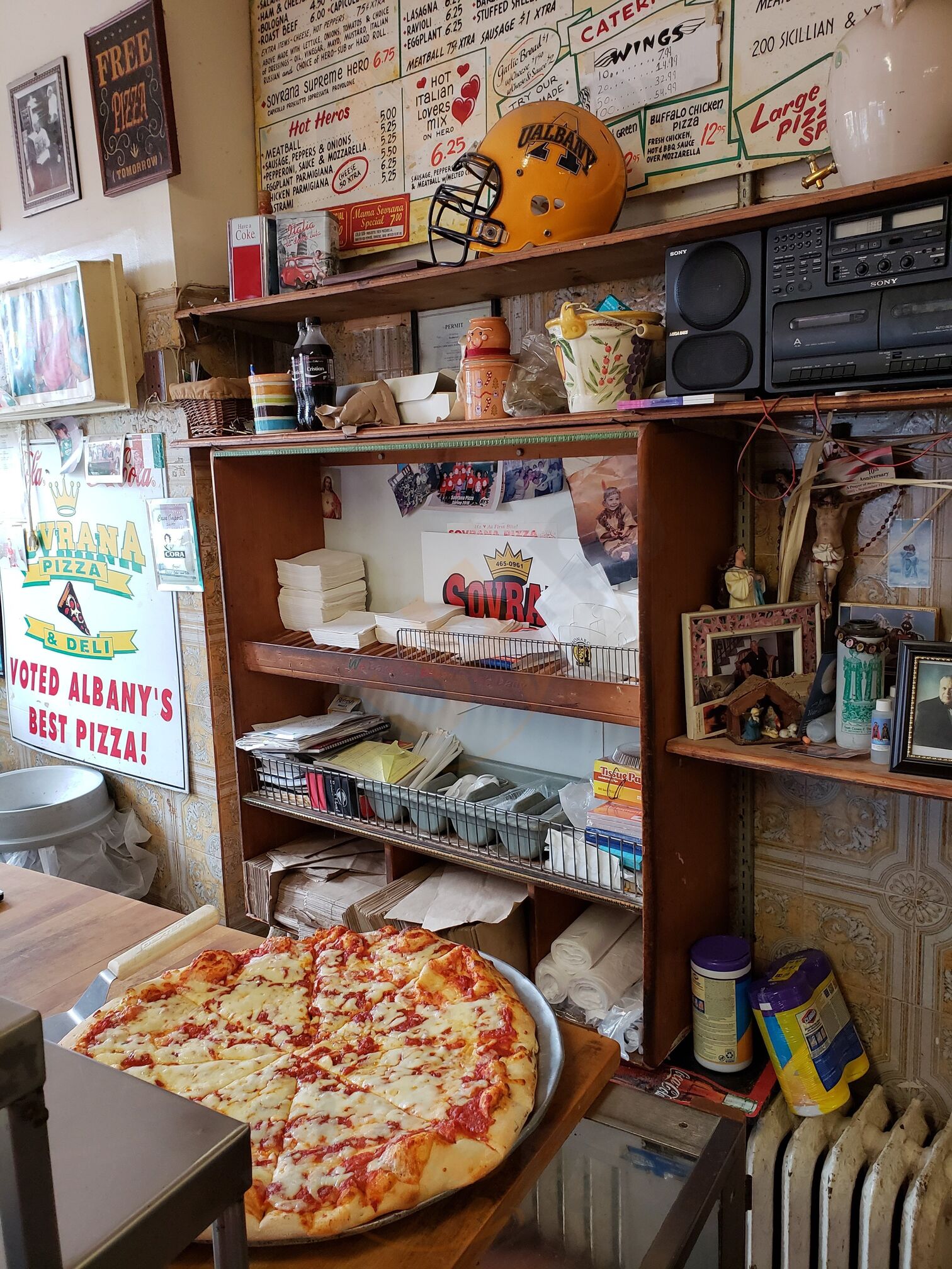 Sovrana Grocery Bakery & Deli