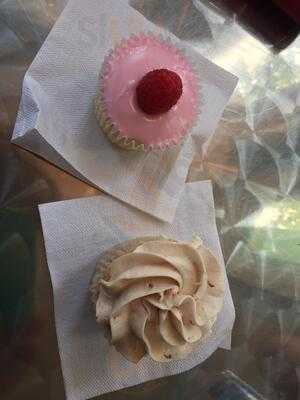 Alexandria Cupcake