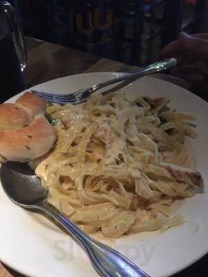 Bj's Restaurant & Brewhouse