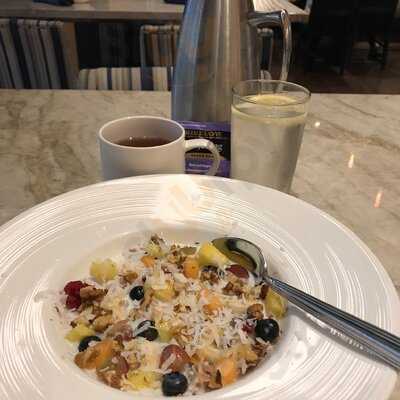 Manor - Hilton West Palm Beach