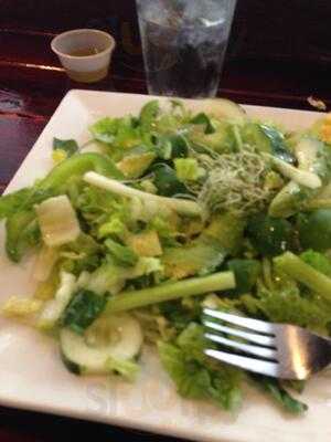 Mickey's Cafe & Organics