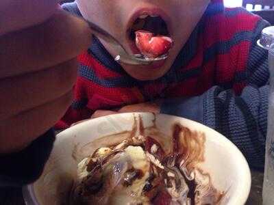 Mickey's Cafe & Organics