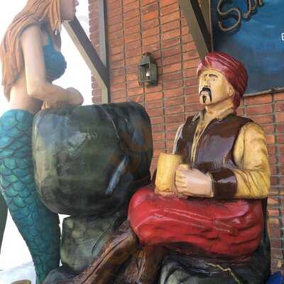 Sindbads Restaurant And Marina