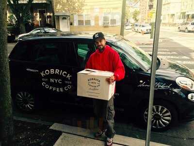 Square 1 Community Eatery