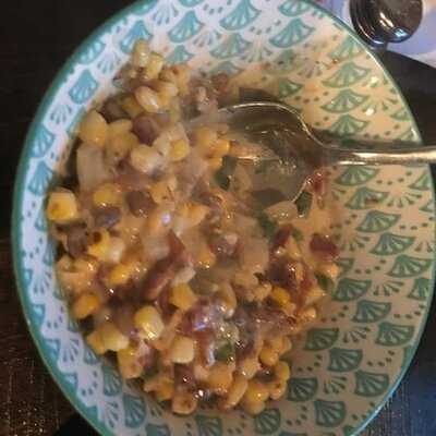 Clementine's At Riverview