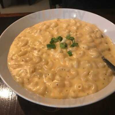 Clementine's At Riverview