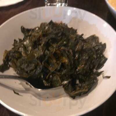 Clementine's At Riverview