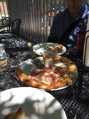 Wild Garlic Pizza & Pub