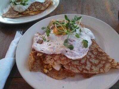 Bradbury's Espresso & Crepes