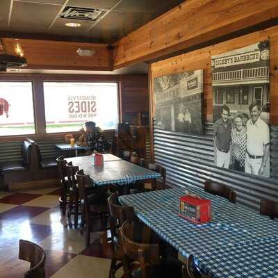 Dickey's Barbecue Pit