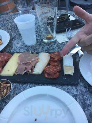 Sip Whiskey & Wine Bar