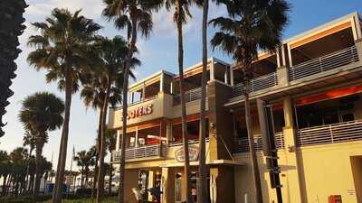 Hooters - Clearwater Beach