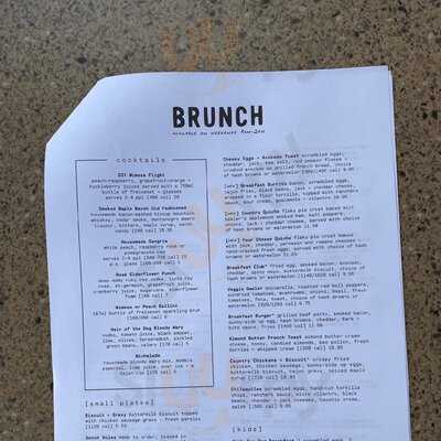 Lazy Dog Restaurant & Bar