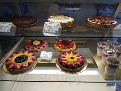 La Farine Bakery