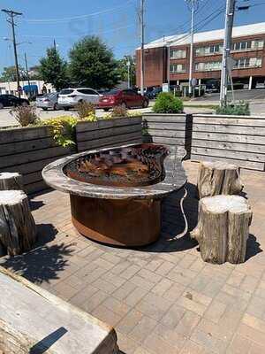 Elkmont Exchange Brewery & Eating House