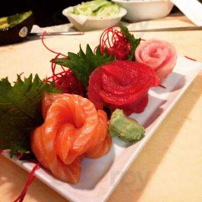 Shiki Thai And Sushi