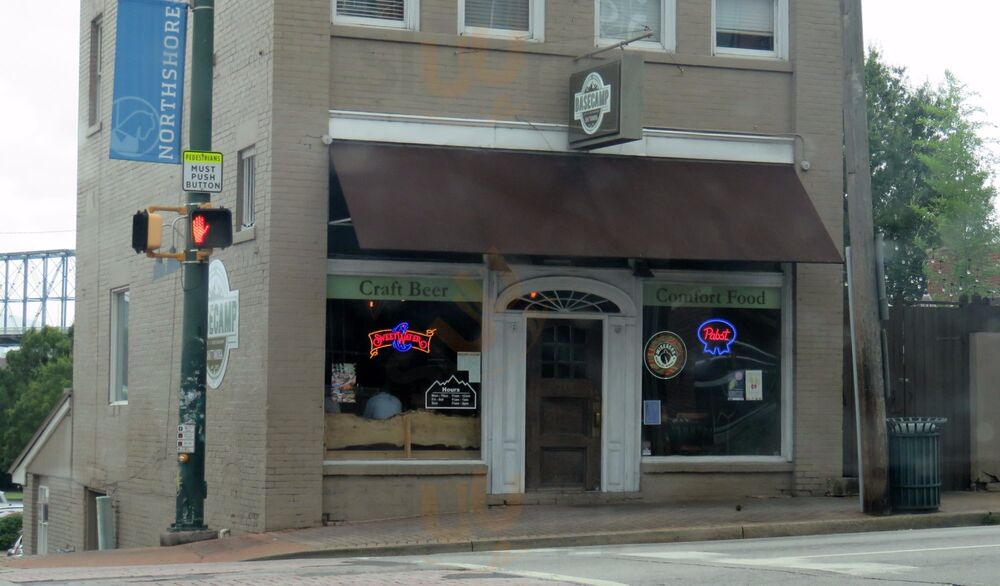 Basecamp Bar And Restaurant