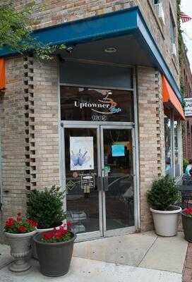 Uptowner Cafe