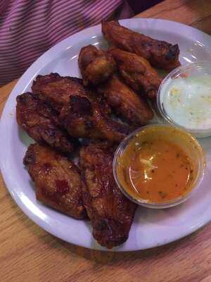 The Wing Cafe & Tap House