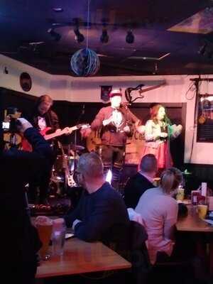 The Wing Cafe & Tap House