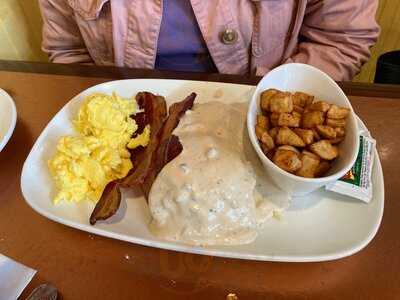 Another Broken Egg Cafe
