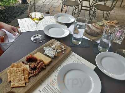 Jean Farris Winery & Bistro