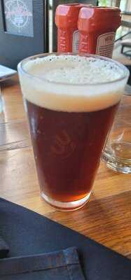 Scottie's On The River