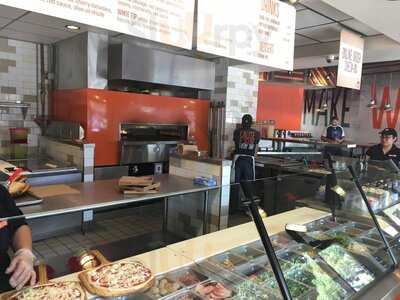 Blaze Pizza