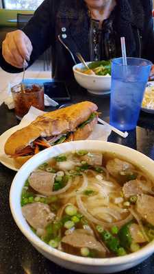 Pho Yo