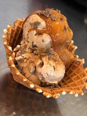 Strachan's Ice Cream And Desserts