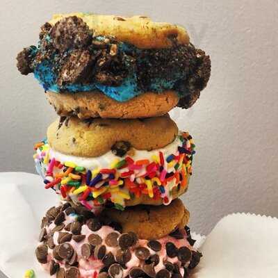 Strachan's Ice Cream And Desserts