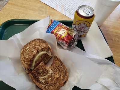 Ranelli's Deli & Cafe
