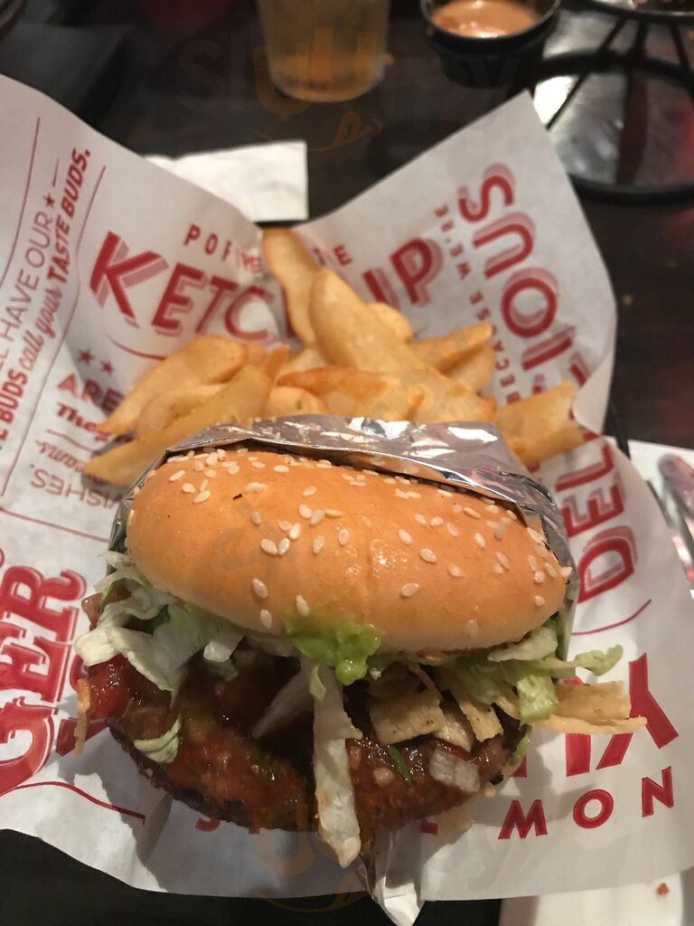 Red Robin Gourmet Burgers
