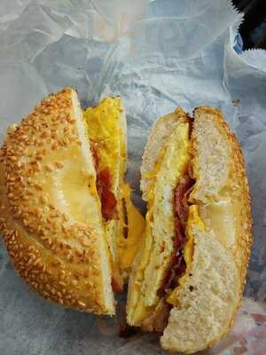 Best Bagels And Deli