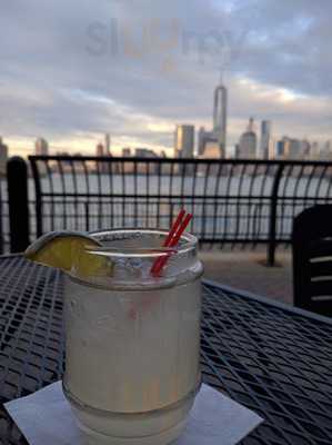 Henry's On The Hudson