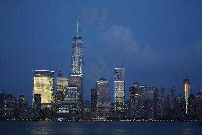 Henry's On The Hudson